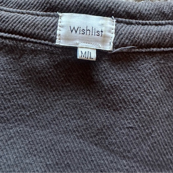 Wishlist Women’s M/L Gray Long Sleeve Button Shacket - Picture 4 of 4